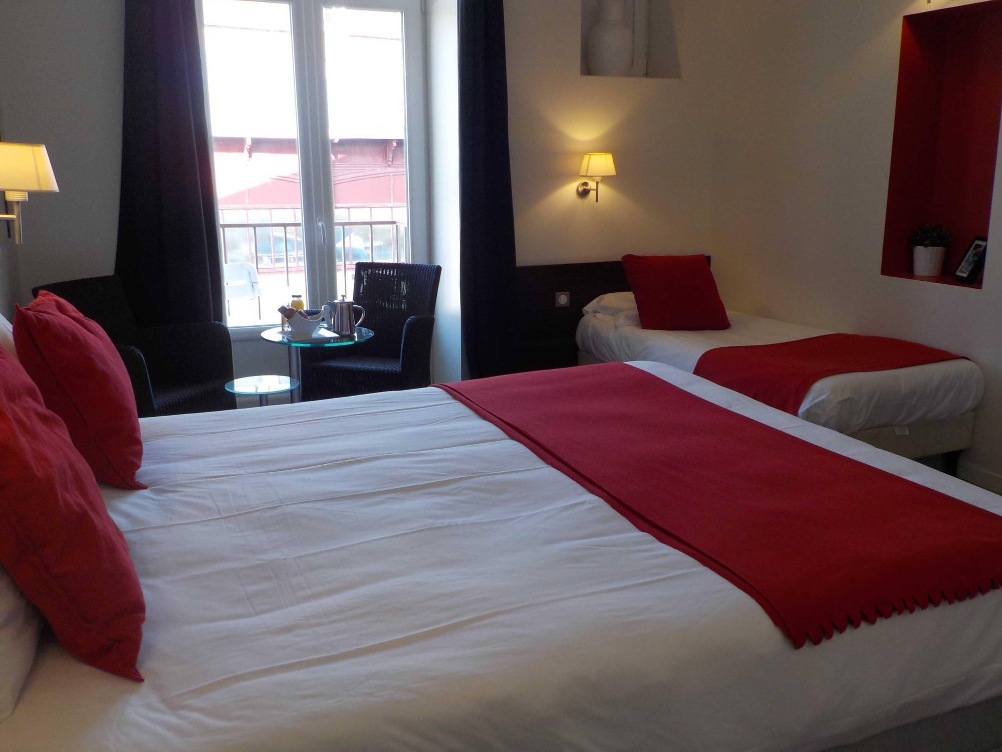 Hotel De Bretagne Dol Centre Ville - Hotel Et Restaurant Dol-de-Bretagne Eksteriør bilde