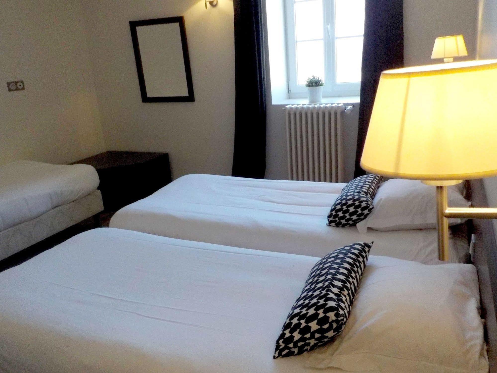 Hotel De Bretagne Dol Centre Ville - Hotel Et Restaurant Dol-de-Bretagne Eksteriør bilde